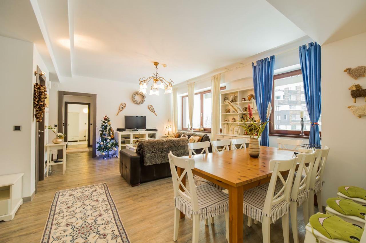 Charming 3-Bedroom Apartment Poiana Brasov Exteriör bild