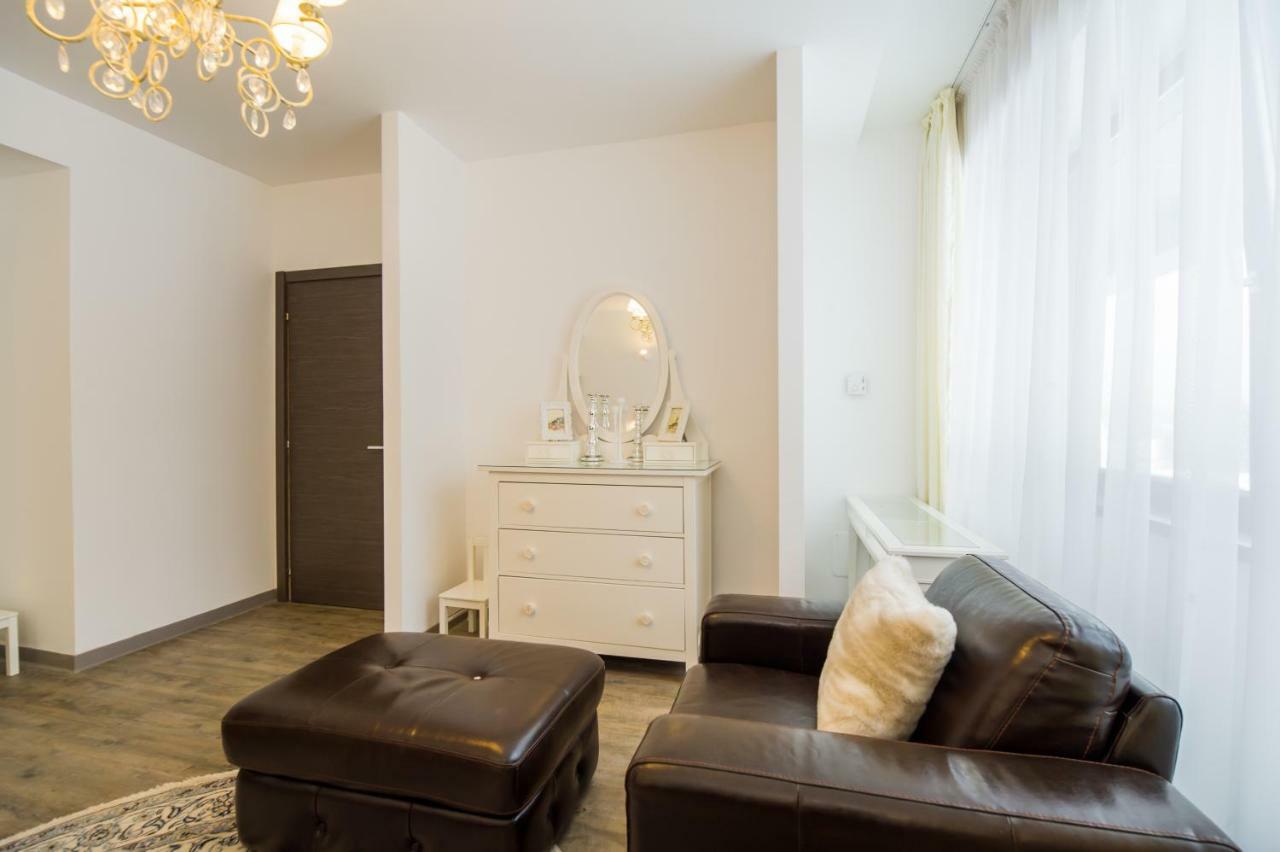 Charming 3-Bedroom Apartment Poiana Brasov Exteriör bild